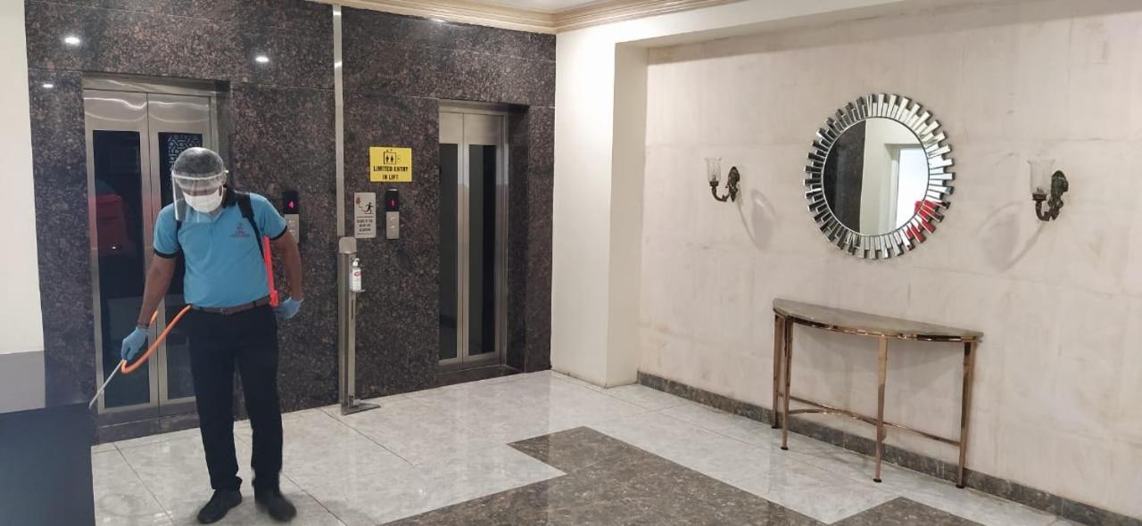 Hotel Grand Gayathri Khammam 外观 照片